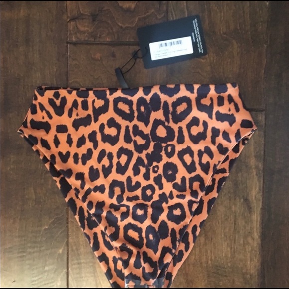 Cheetah swimsuit - Picture 5 of 5